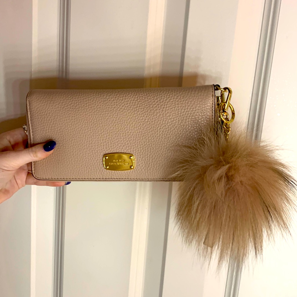 Michael Kors Wristlet Blush*